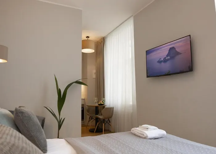 Quiet Kalnina Апартаменты *